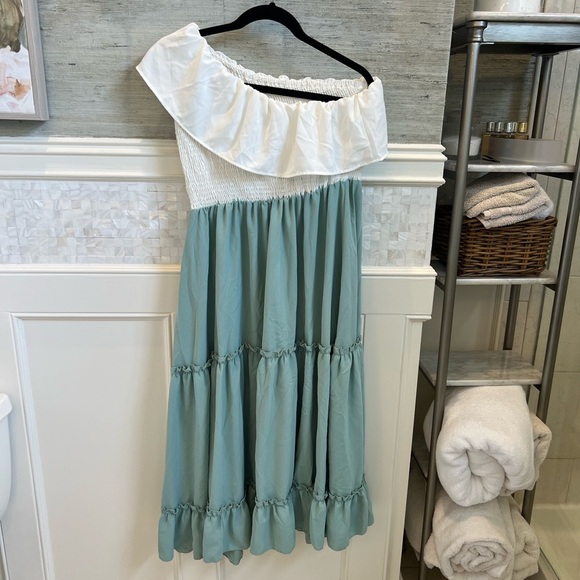 XL SHEIN 2 tone color blocked ruffle trim one shoulder smocked tiered dress aqua - Picture 6 of 12